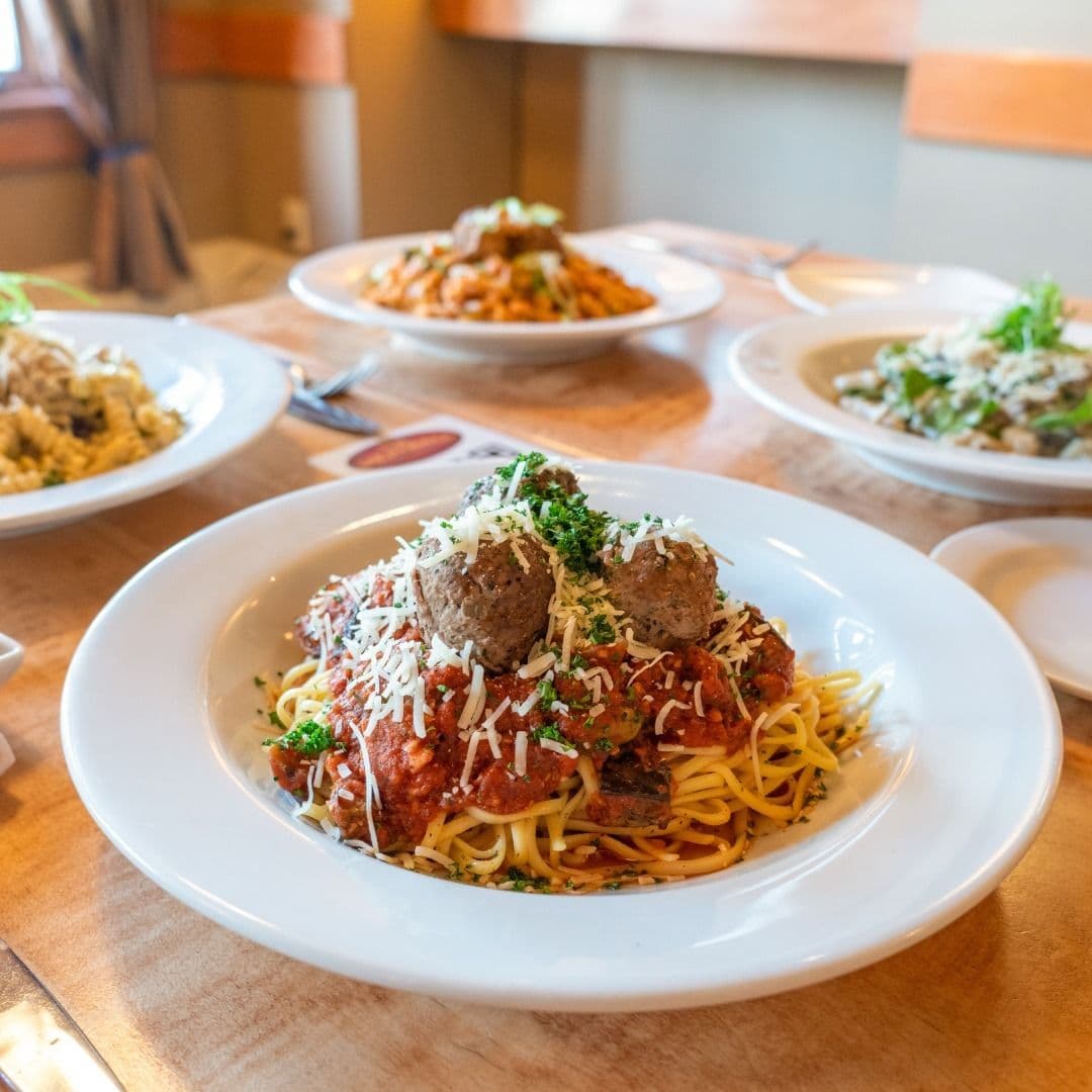 Meatball Pizza & Pasta